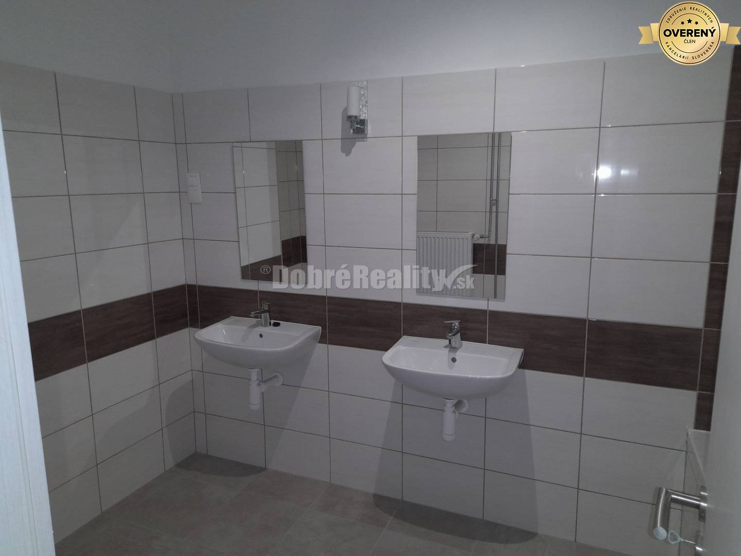 Prenájom 3 izbového bytu na Kasárenskej