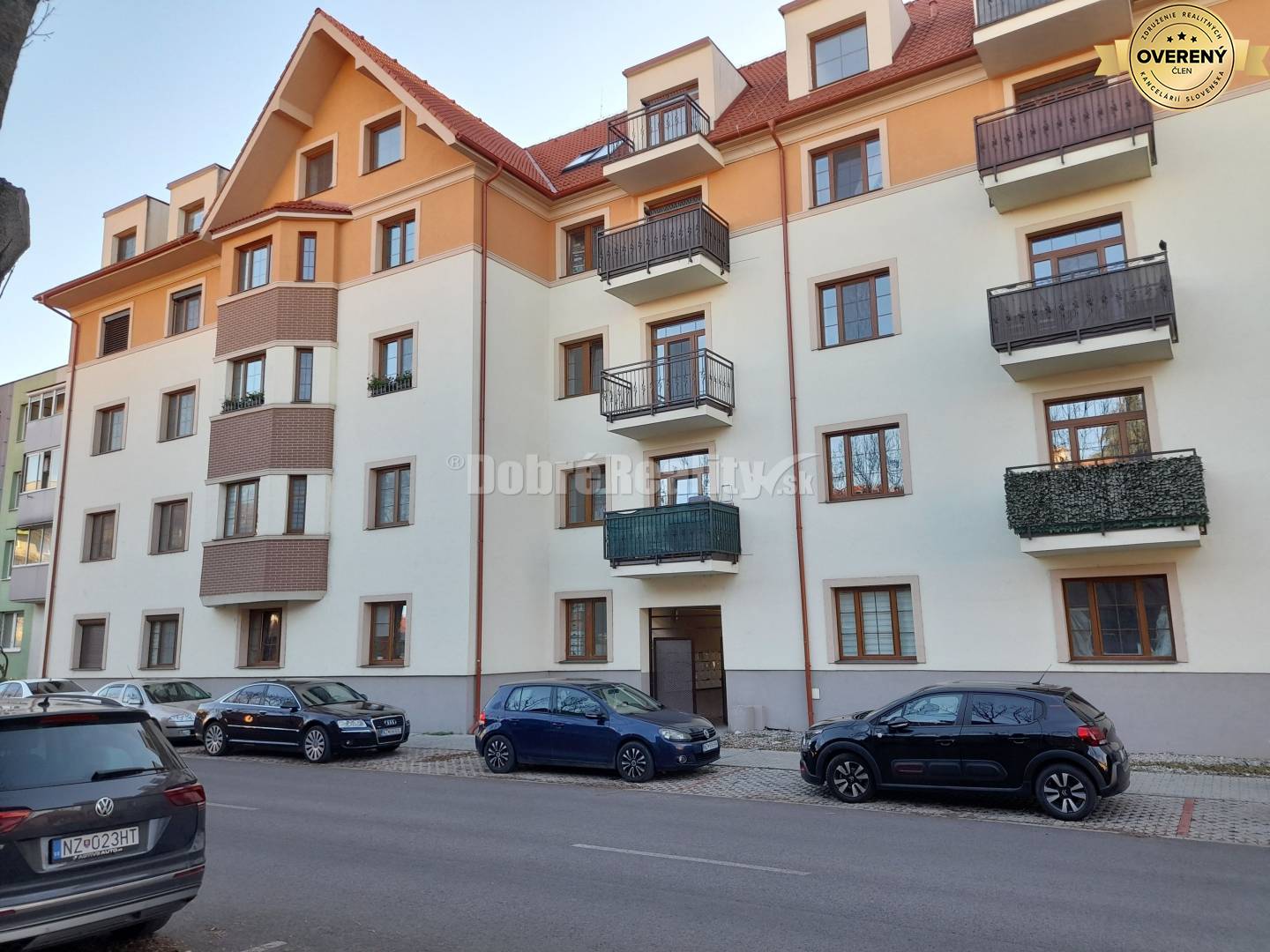 Prenájom 3 izbového bytu na Kasárenskej