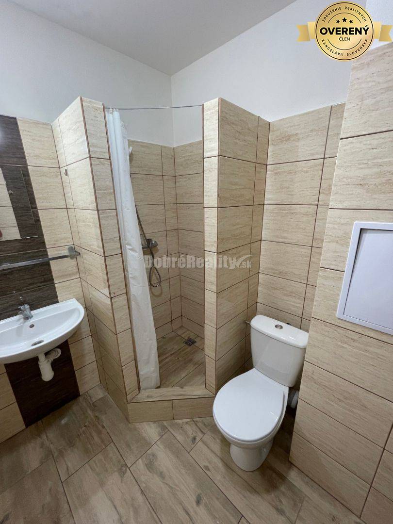 Na prenájom apartmány a izby v ubytovni Dubnica nad Váhom