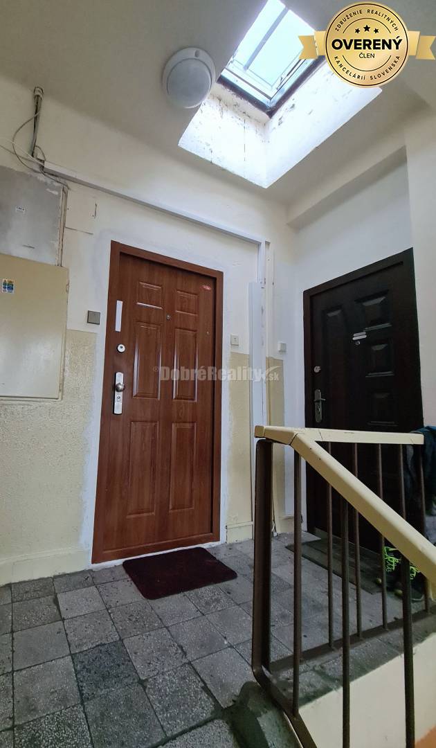 REZERVOVANÉ - na predaj 2-izb,.byt 57m2, kompletná rekonštrukcia, CEN