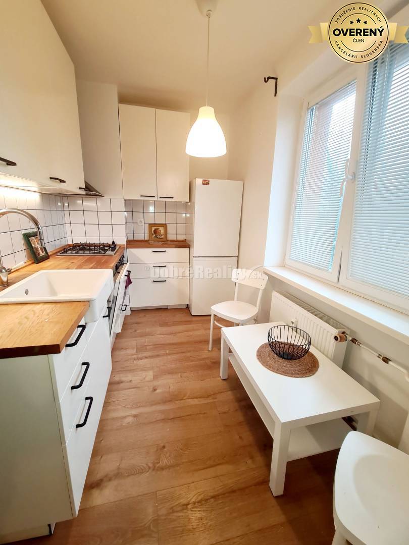 REZERVOVANÉ - na predaj 2-izb,.byt 57m2, kompletná rekonštrukcia, CEN