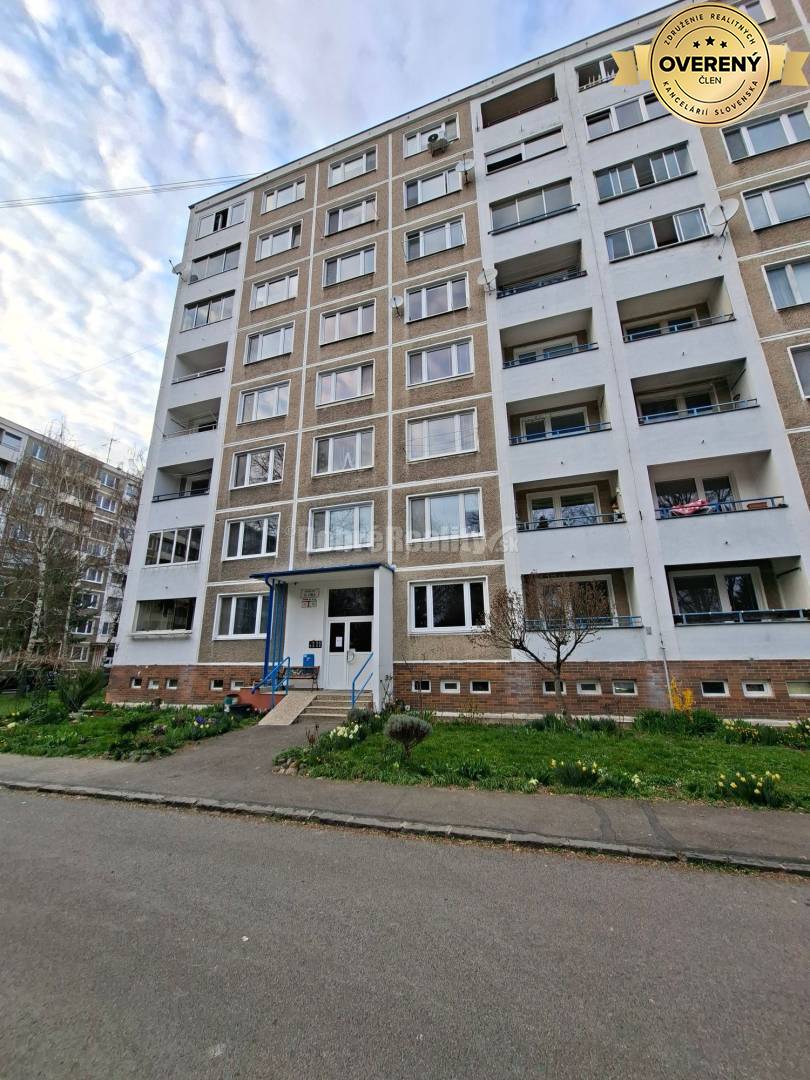 DOBRÉ REALIY -Na prenájom kompl. zariadený 2-i byt prerobený na 3-i ,