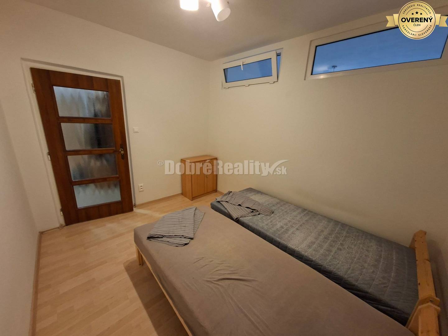 DOBRÉ REALIY -Na prenájom kompl. zariadený 2-i byt prerobený na 3-i ,