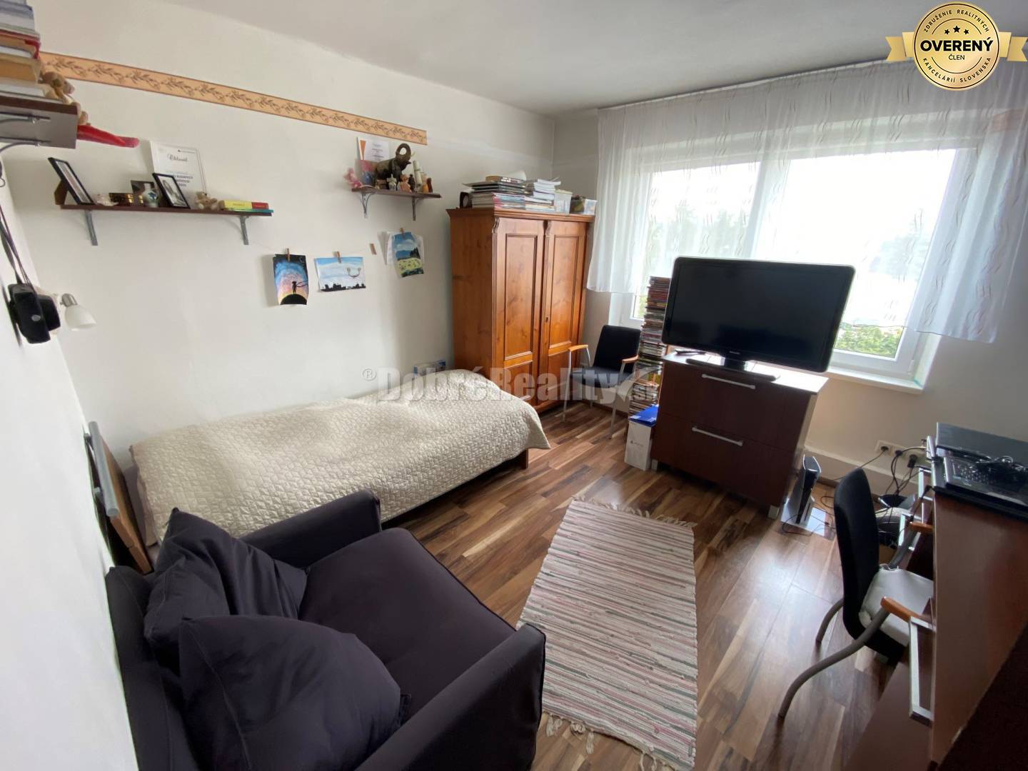 DOBRÉ REALITY ponúkajú na predaj krásny 4-izbový byt v tichej lokalite