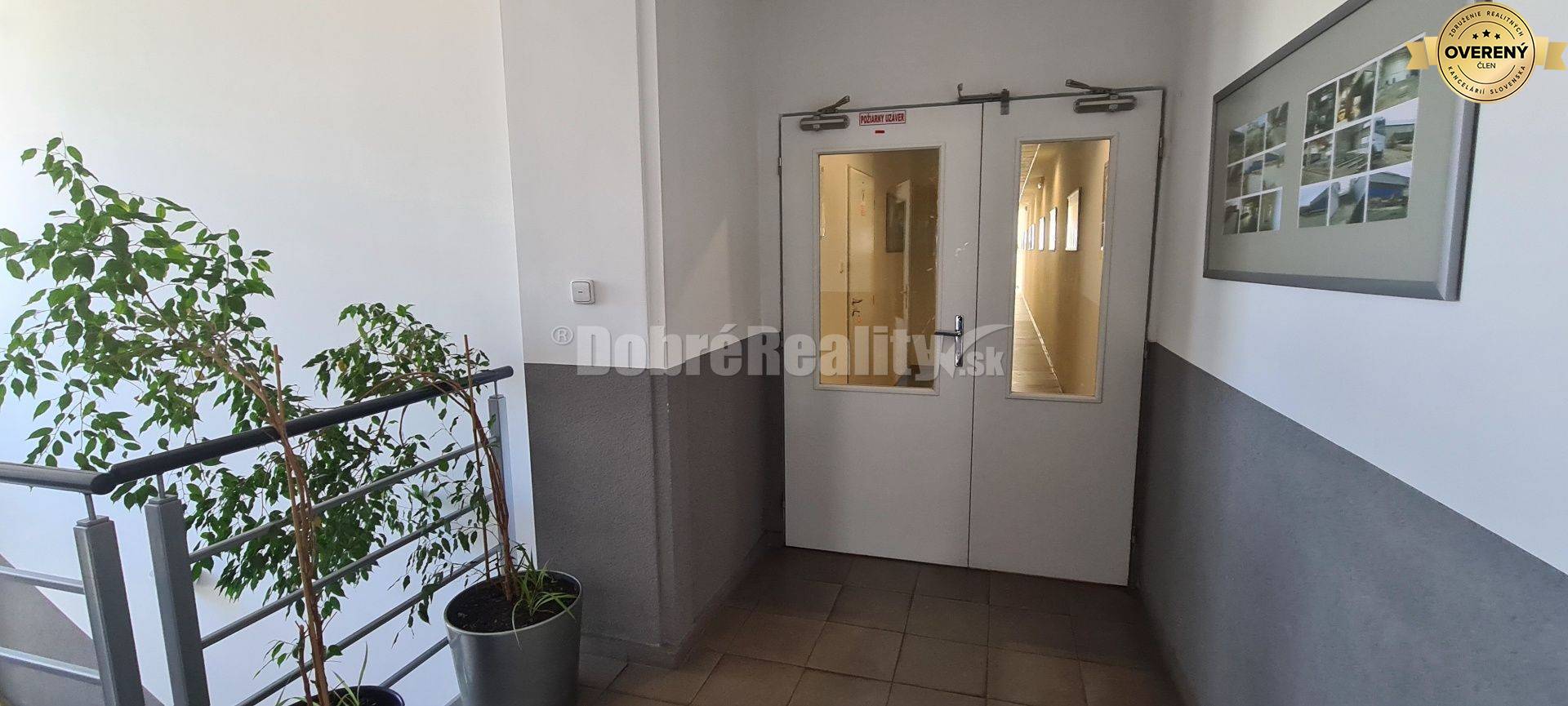 Dobré reality-na prenájom priestory 48,4 m2 a 30,90m2+ kúpelňa s wc, p