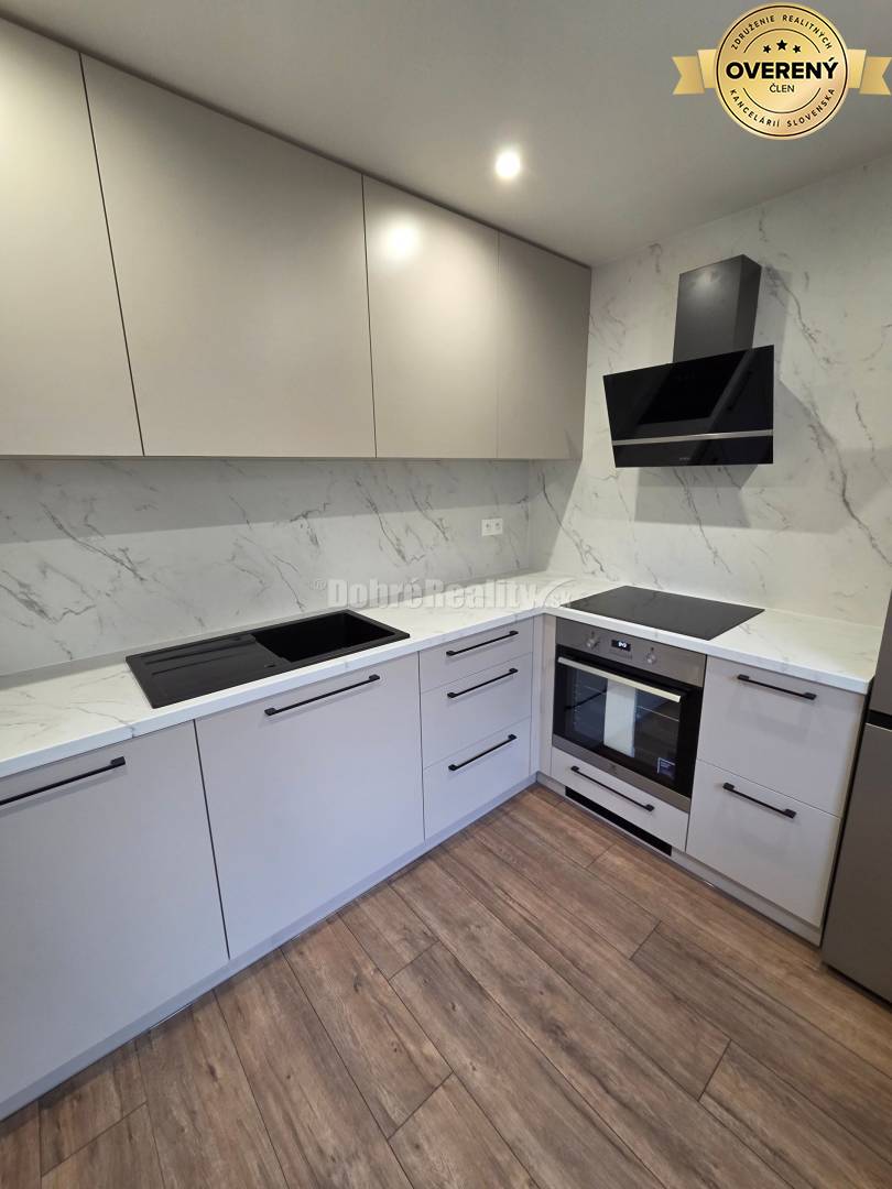 3 izbový byt na Starom Sídlisku o výmere 74m2.