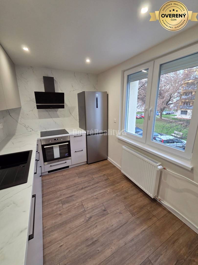 3 izbový byt na Starom Sídlisku o výmere 74m2.