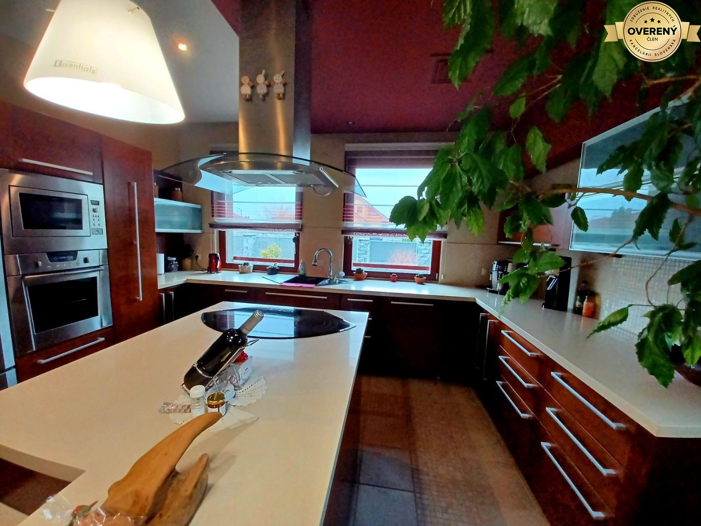 1000057152.jpg