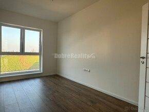 Dobré reality - NOVOSTAVBA, 3-izb. tehlový byt 84,72m2 s loggiou, 1.po