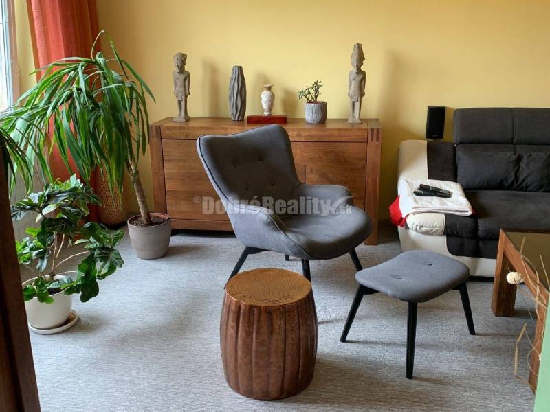 4 - izb. byt s romantickou atmosférou, SNP Považská Bystrica