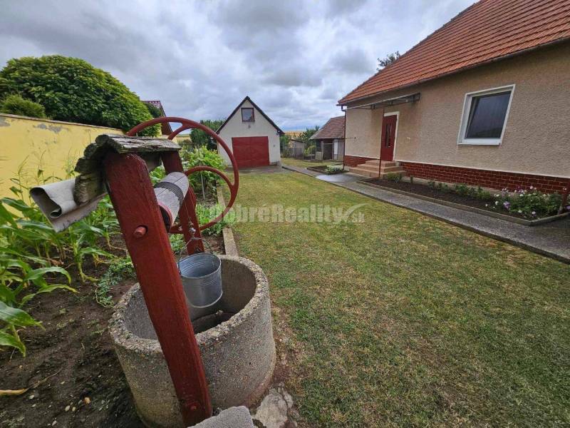 RD v obci RADAVA -  PONUKA, ktorá sa neopakuje! 4 km od  PODHÁJSKEJ! V