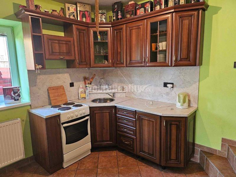 RD / Chalupa v obci Malá LEHOTA v prekrásnom prostredí na pozemku 556m