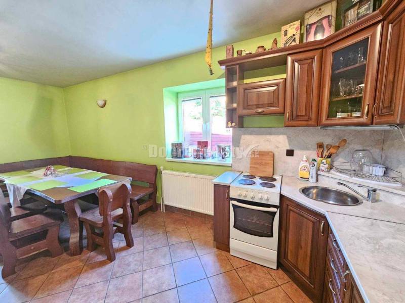 RD / Chalupa v obci Malá LEHOTA v prekrásnom prostredí na pozemku 556m