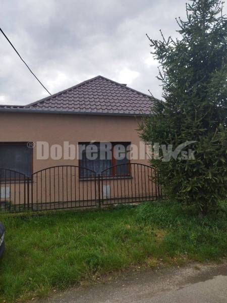 Rezervovaný Príjemný 3 izbový domček na menšom pozemku po rekonštrukci