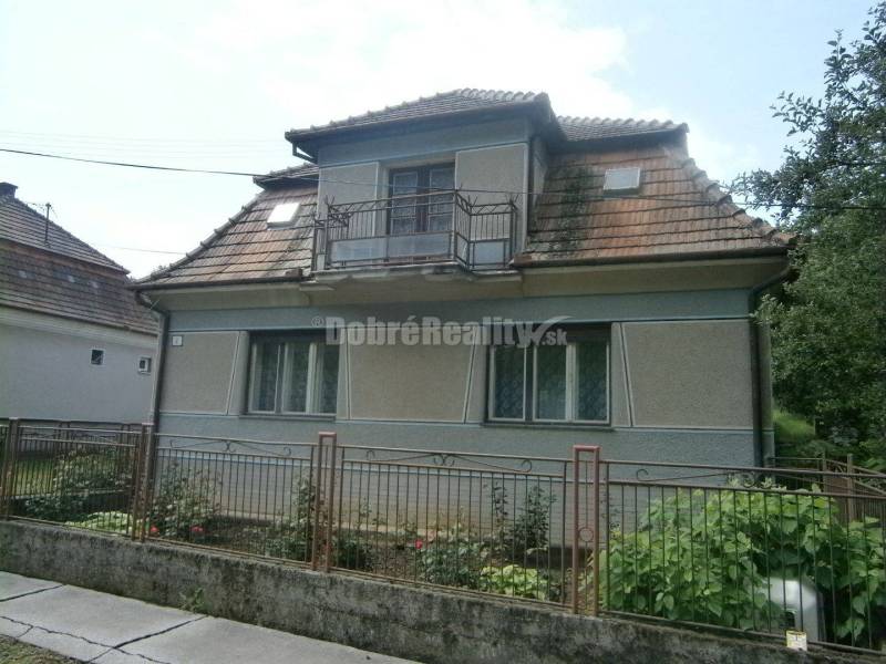 ZVÝHODNENÁ CENA ! V rekreačnej obci Čechy rodinný dom na predaj, vhodn