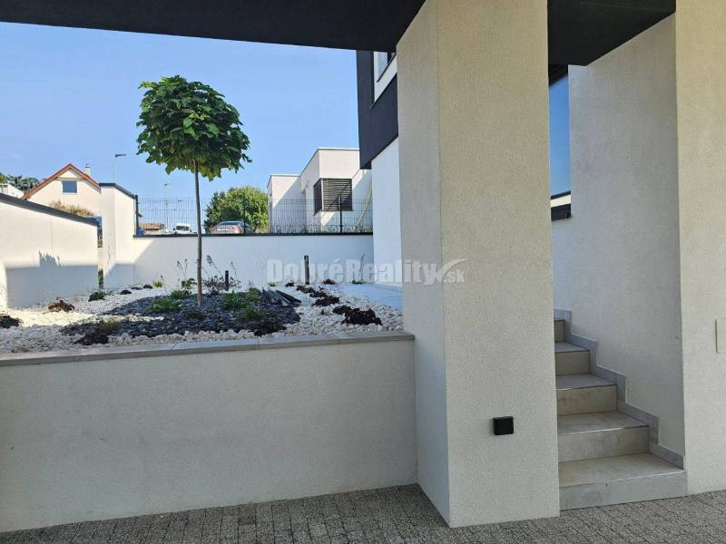 EXKLUZÍVNA 5 izbová NOVOSTAVBA - Nitra Čermáň