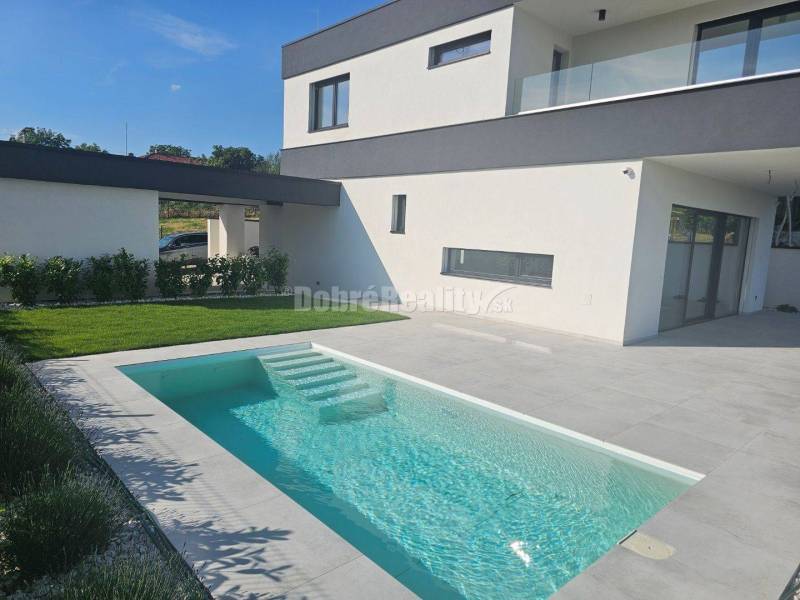 EXKLUZÍVNA 5 izbová NOVOSTAVBA - Nitra Čermáň