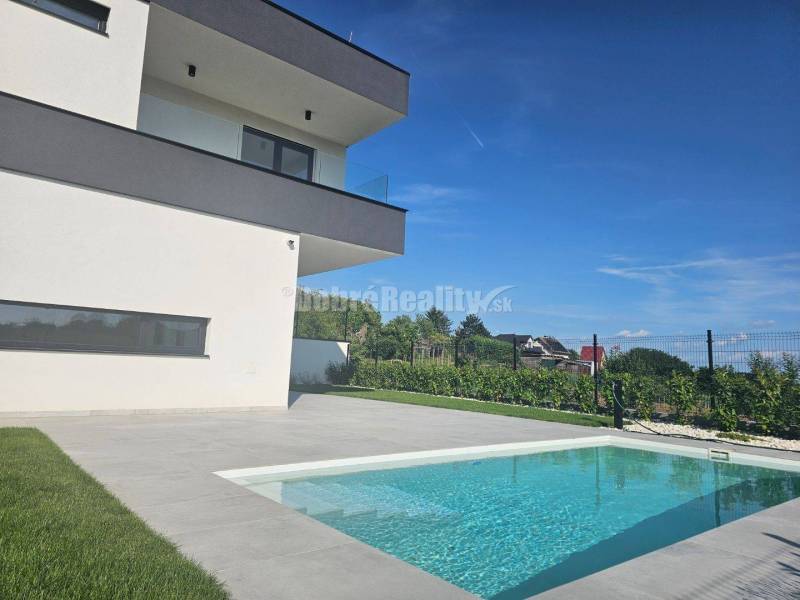 EXKLUZÍVNA 5 izbová NOVOSTAVBA - Nitra Čermáň