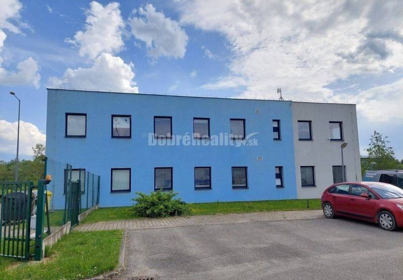 Ponúkame na predaj komerčnú nehnuteľnosť v priemyselnom parku Martin-S