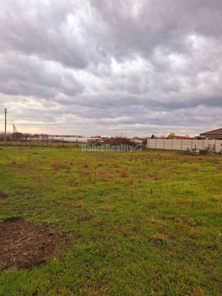 Iba u nás predaj pozemku na stavbu RD