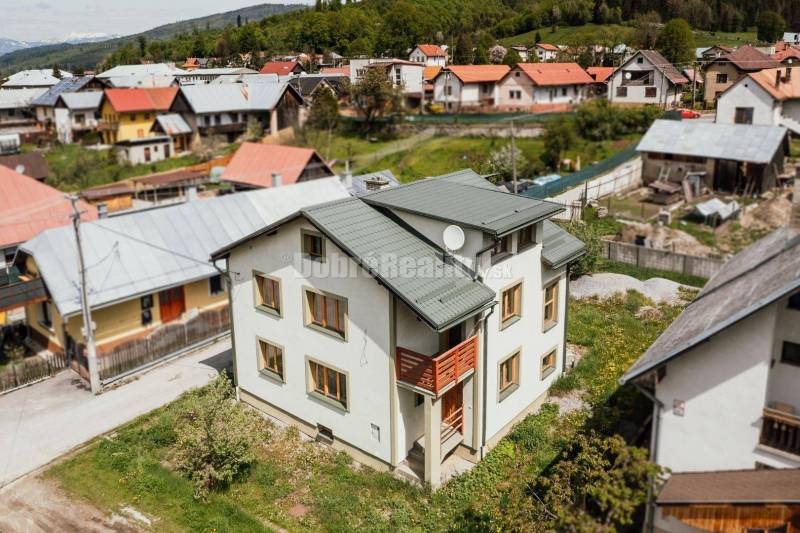PREDAJ / VÝMENA: Zariadený dom so 4 apartmánmi na okraji Muránskej pla