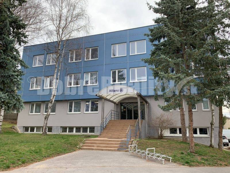 Priestory na prenájom, 24 m2, budova Allianz, Záhradnícka ulica, Priev