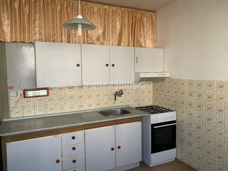 Znížená cena - Slnečný 4 - izb. byt na skvelom mieste v Zakvášove v Po