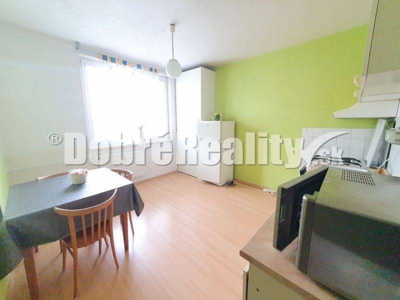 PRENÁJOM - 1 izbový byt s LOGGIOU, Nitra Čermáň-Hlboká ul.37m2