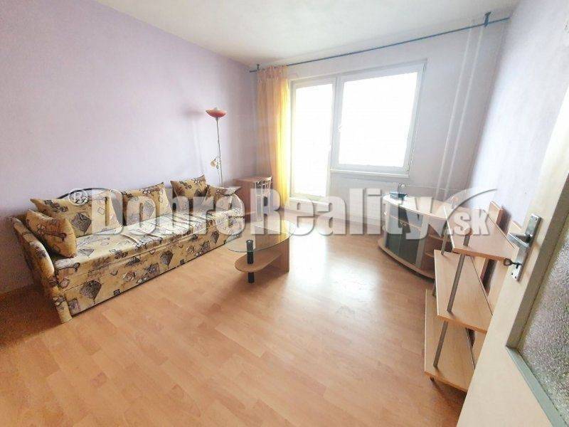 PRENÁJOM - 1 izbový byt s LOGGIOU, Nitra Čermáň-Hlboká ul.37m2