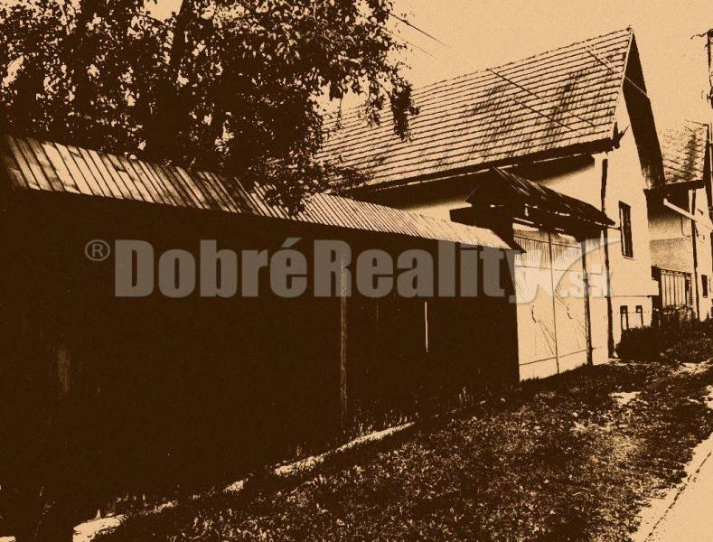 PREDAJ: Božská retro chalupa na Horehroní - so zariadením, saunou, hum