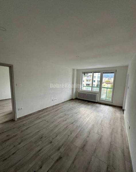 Na predaj slnečný 2 izbový byt Vrútky
