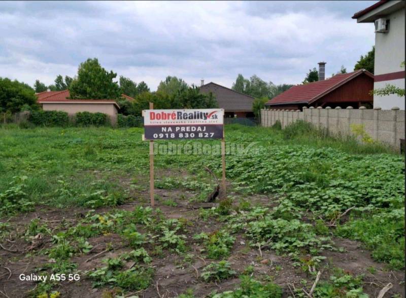 Hladate si pozemok v Andovciach?