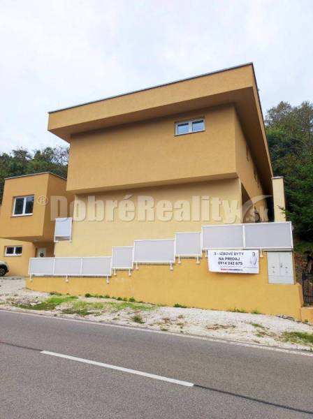 Nový 3 izbový byt v BANKE, Piešťany