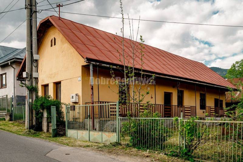 PREDAJ: Chalúpka na Dedine s pekným pozemkom pri potoku, 93 m2, Braväc