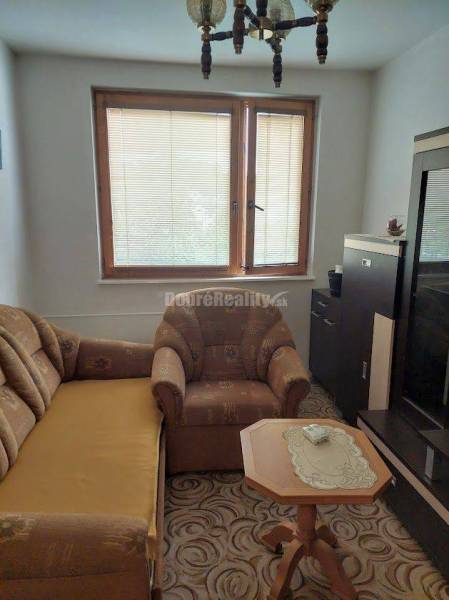 DOBRÉ REALITY - Na predaj, zariadený 1-i, byt, Necpaly-rezervovaný!