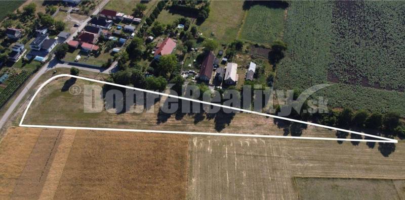 EXKLUZÍVNE U NÁS! Pozemok 8 765 m² - v obci Poľný Kesov