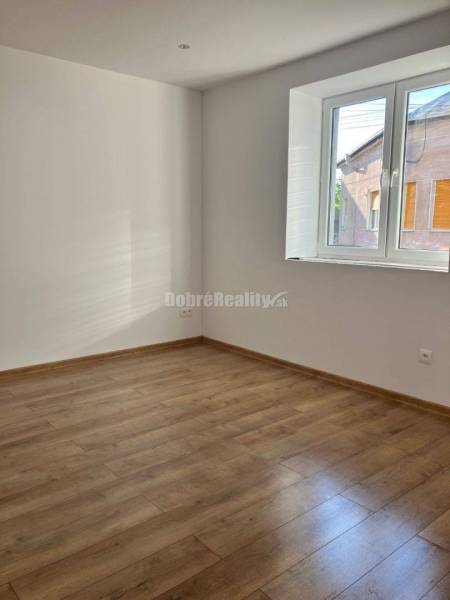 1 - izbový byt na prenájom v širšom centre LC
