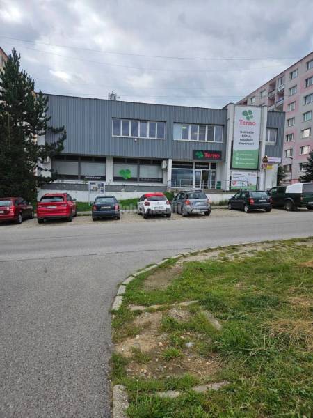 Polyfunkčný objekt  B R E Z N O-Mazorníkovo