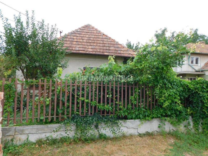 Ponúkame Vám na predaj 5-izb. rodinný dom v Semerove 