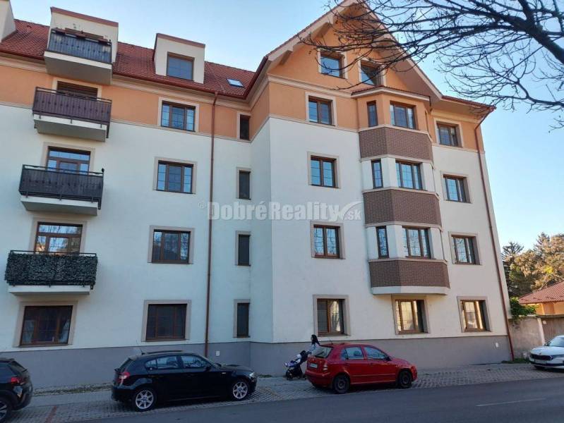 3 izbový byt v novostavbe v Nových Zámkoch 