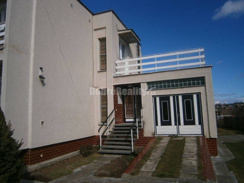 REZERVOVANÉ ! Rodinný dom v obci Jasová pri Nových Zámkoch výhodne na 