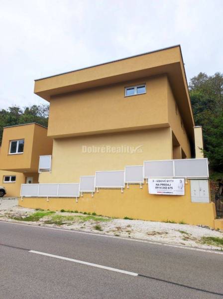 Štýlová novostavba 3-izbového bytu s terasou v obci Banka, len na skok