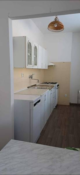 DOBRÉ REALITY ponúkajú na predaj 2 - izbový byt za výhodnú cenu na uli