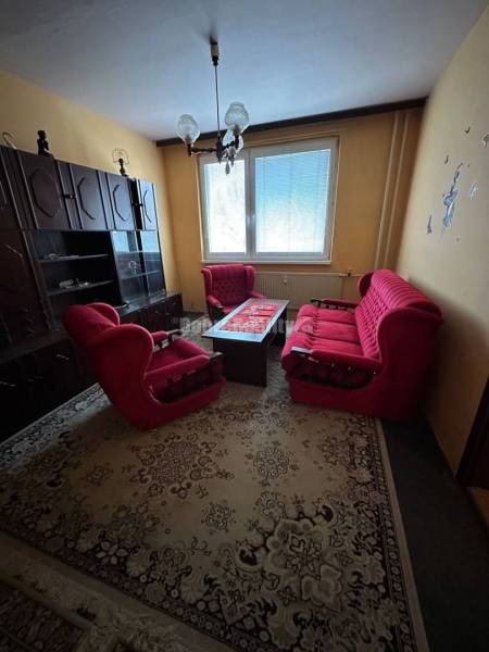 Na predaj 1-izbový byt vo výbornej lokalite.