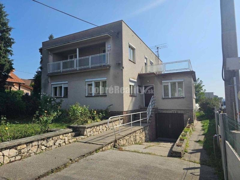 RD - ZOBOR na pozemku 575m2  - vhodný na bývanie, aj komerčné účely