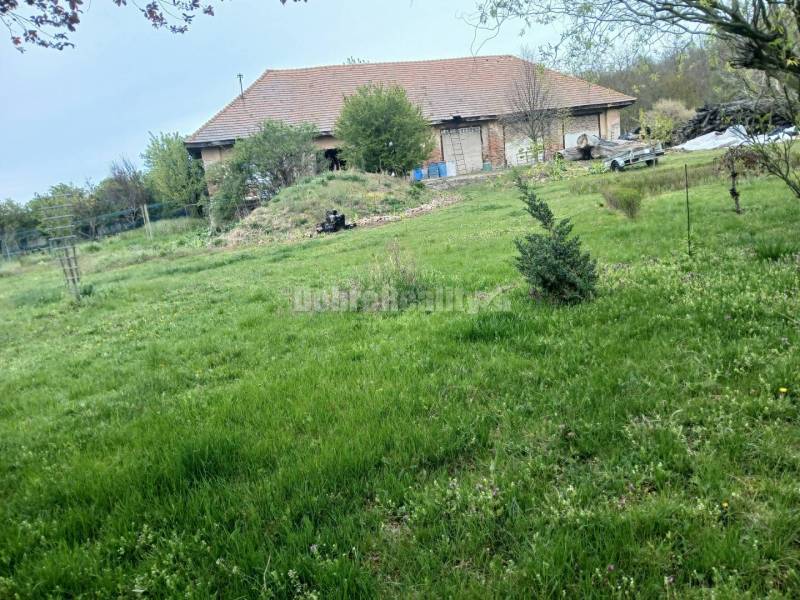 Dobré Reality ponúkajú Gazdovský dvor – unikátny vidiecky majetok 