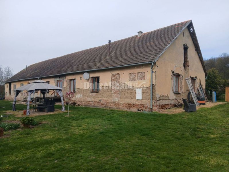 Dobré Reality ponúkajú výnimočnú vidiecku usadlosť na samote