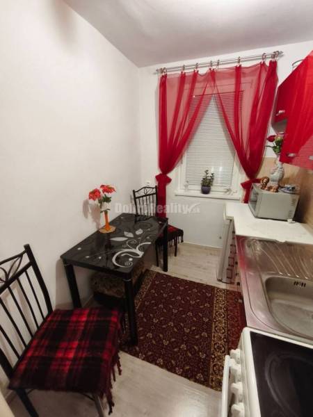 Príjemný ,útulný 1 izbový bytík priamo v centre Galanty.