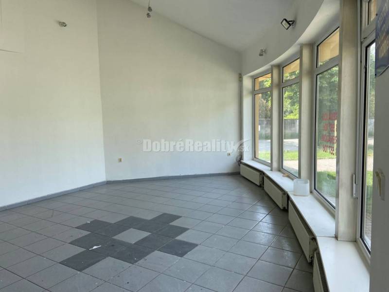 DOBRÉ REALITY ponúkajú na prenájom pekné komerčné priestory na obchod 
