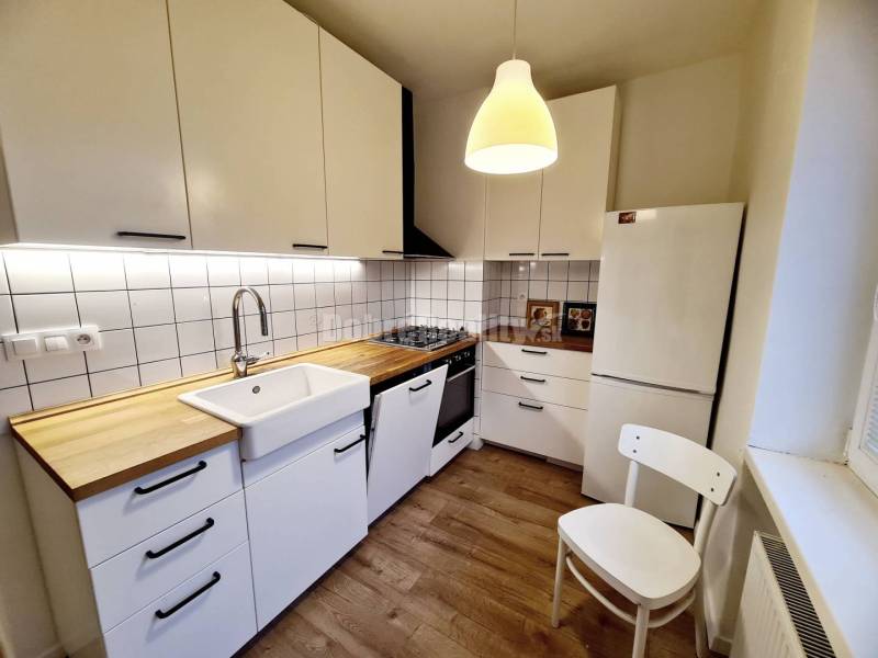 Dobré reality na predaj 2-izb,.byt 57m2, kompletná rekonštrukcia,  CEN